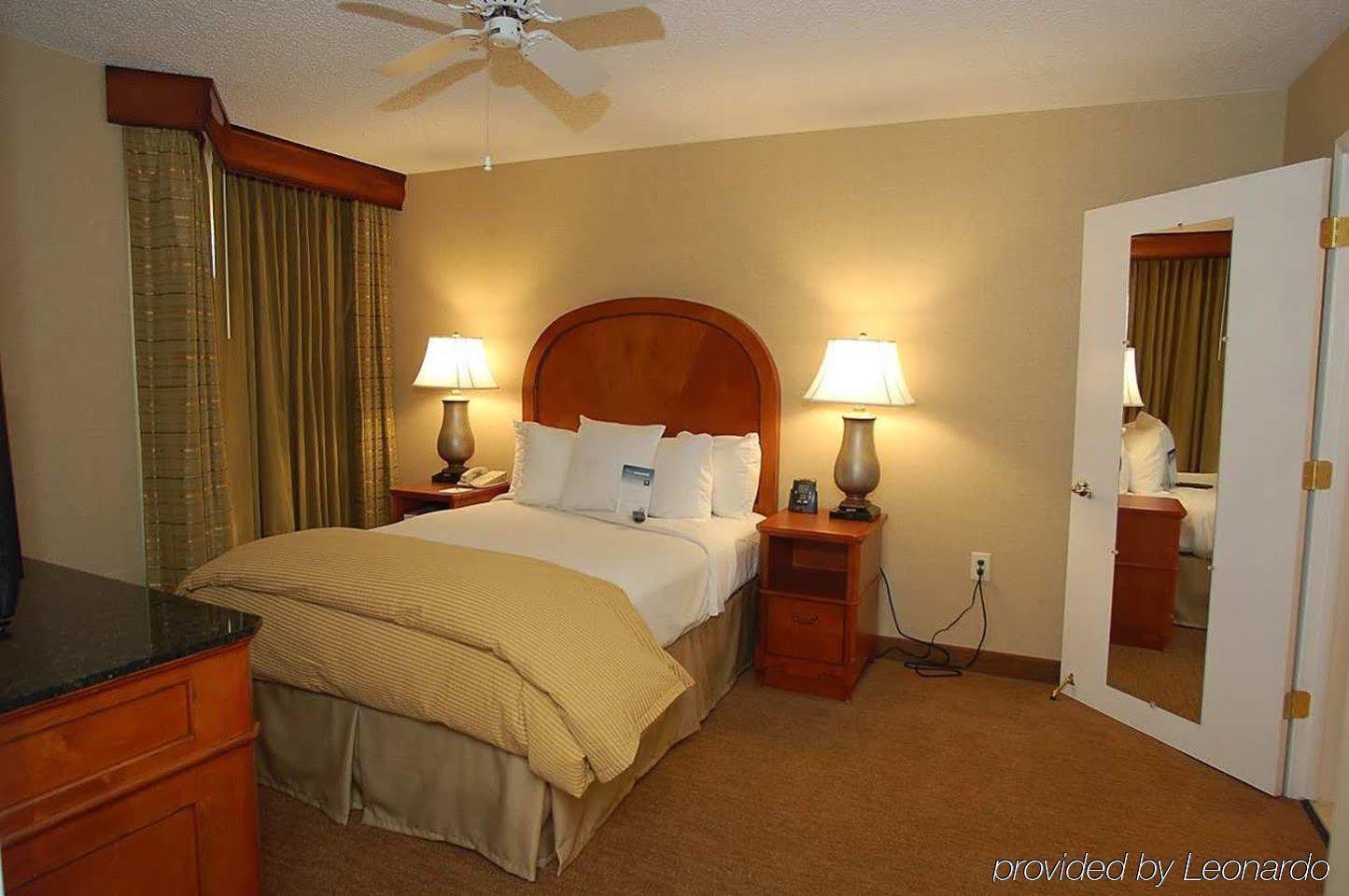 Homewood Suites By Hilton Atlanta-Peachtree Peachtree Corners Номер фото